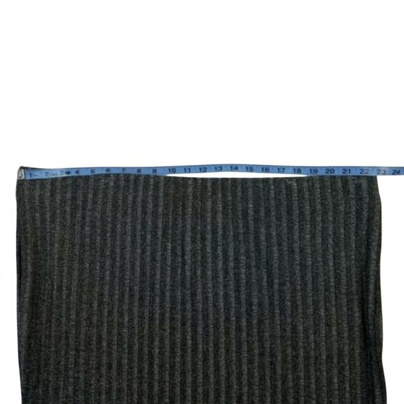 NWOT Torrid Ribbed Glitter Pencil Skirt Size 4X Silver Pull On Elastic Waist - Picture 5 of 7